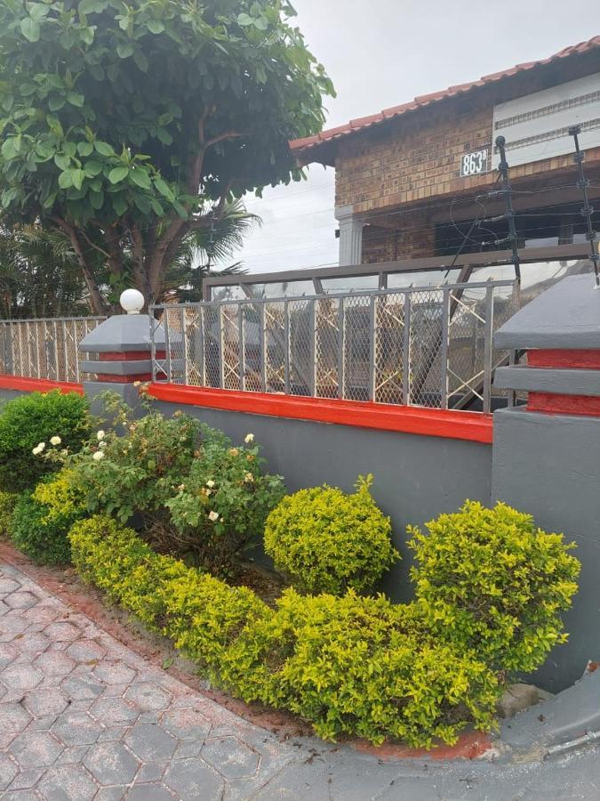 Nsuku Bed And Breakfast Thulamahashi ภายนอก รูปภาพ