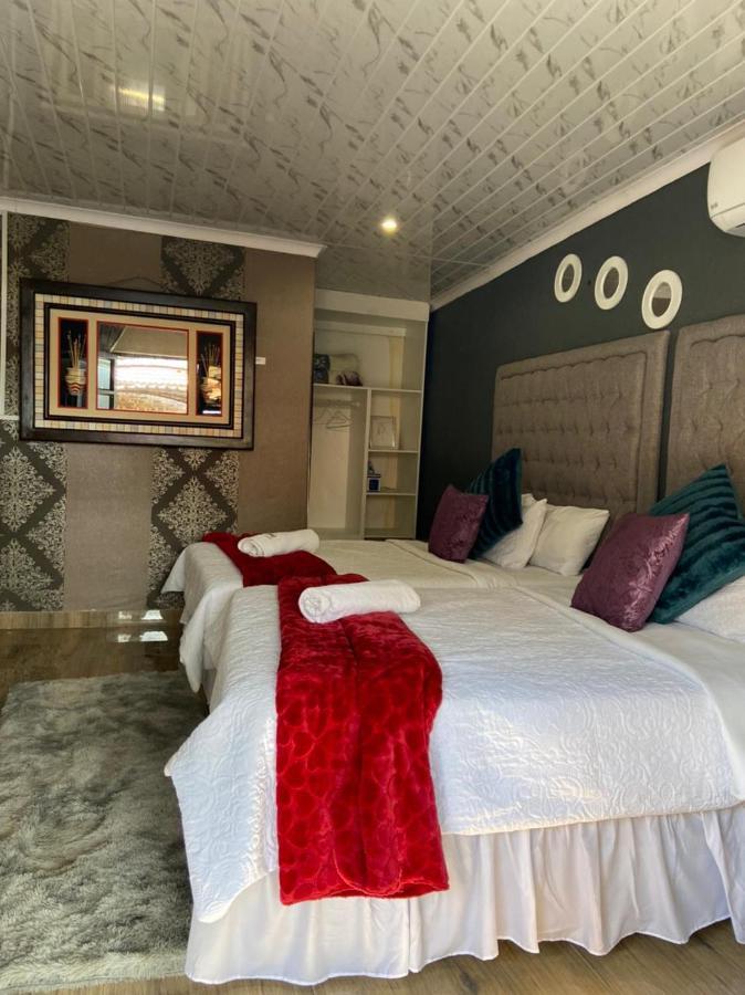 Nsuku Bed And Breakfast Thulamahashi ภายนอก รูปภาพ